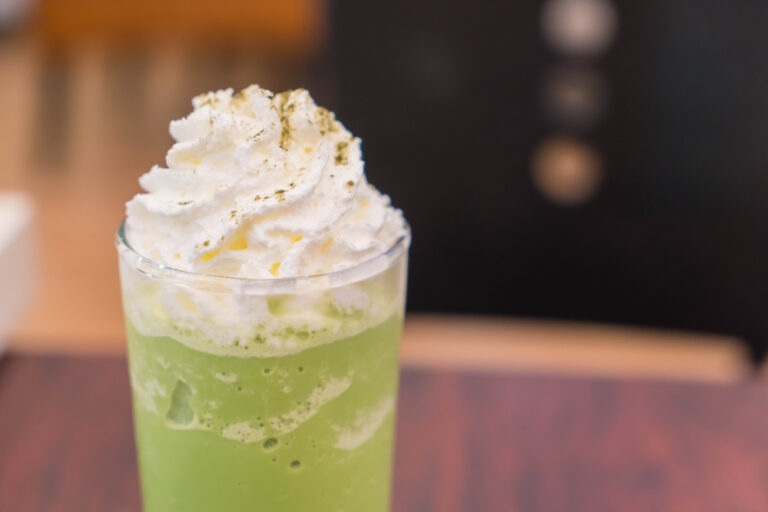 What does lavender cream oat milk matcha taste like?