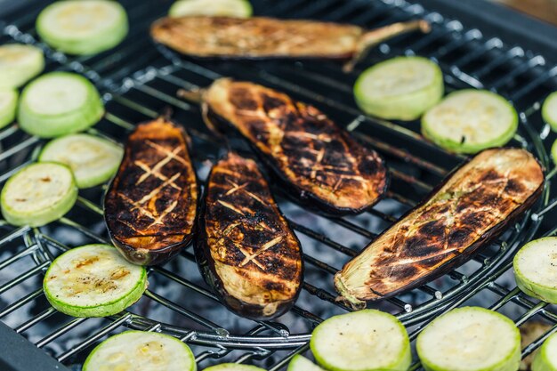 cheesy garlic zucchini steaks